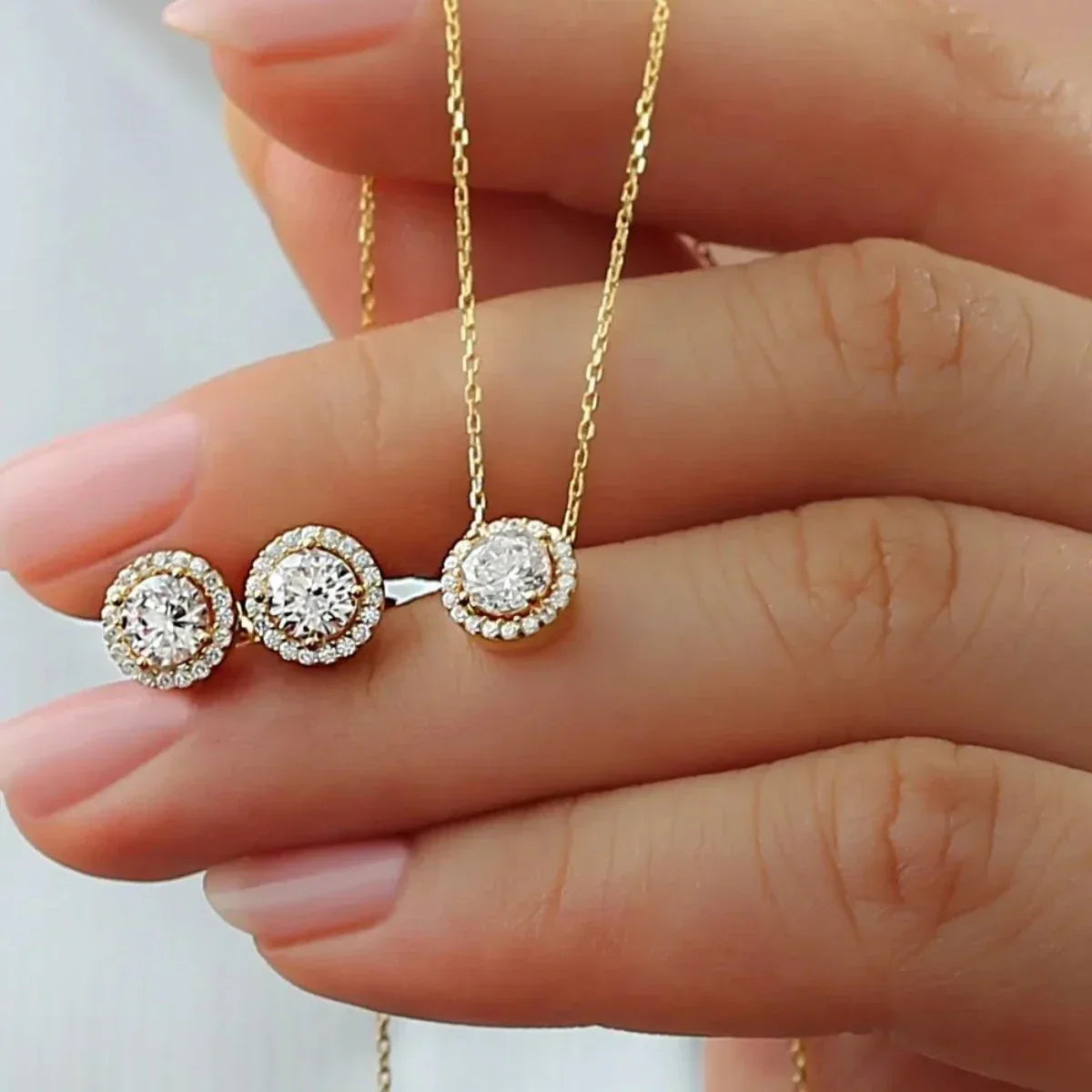 DIAMAND DESIGN HALSKETTE & OHRSTECKER SET | 925 SILBER