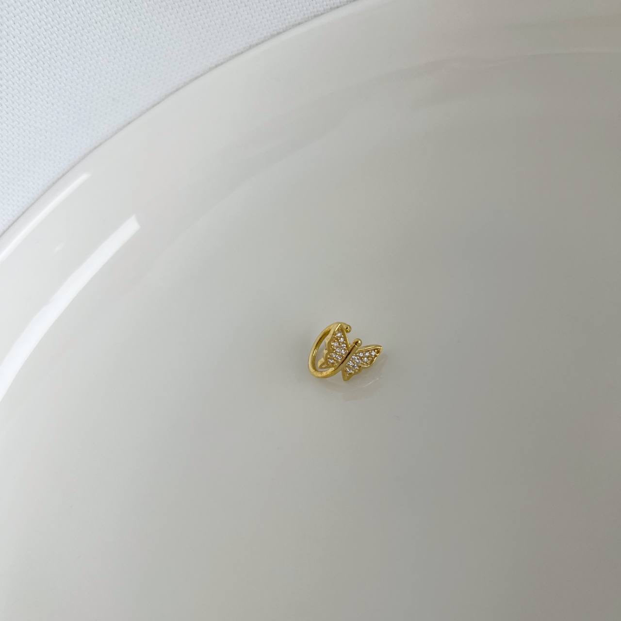 BUTTERFLY EARCUFF (8205612876078)