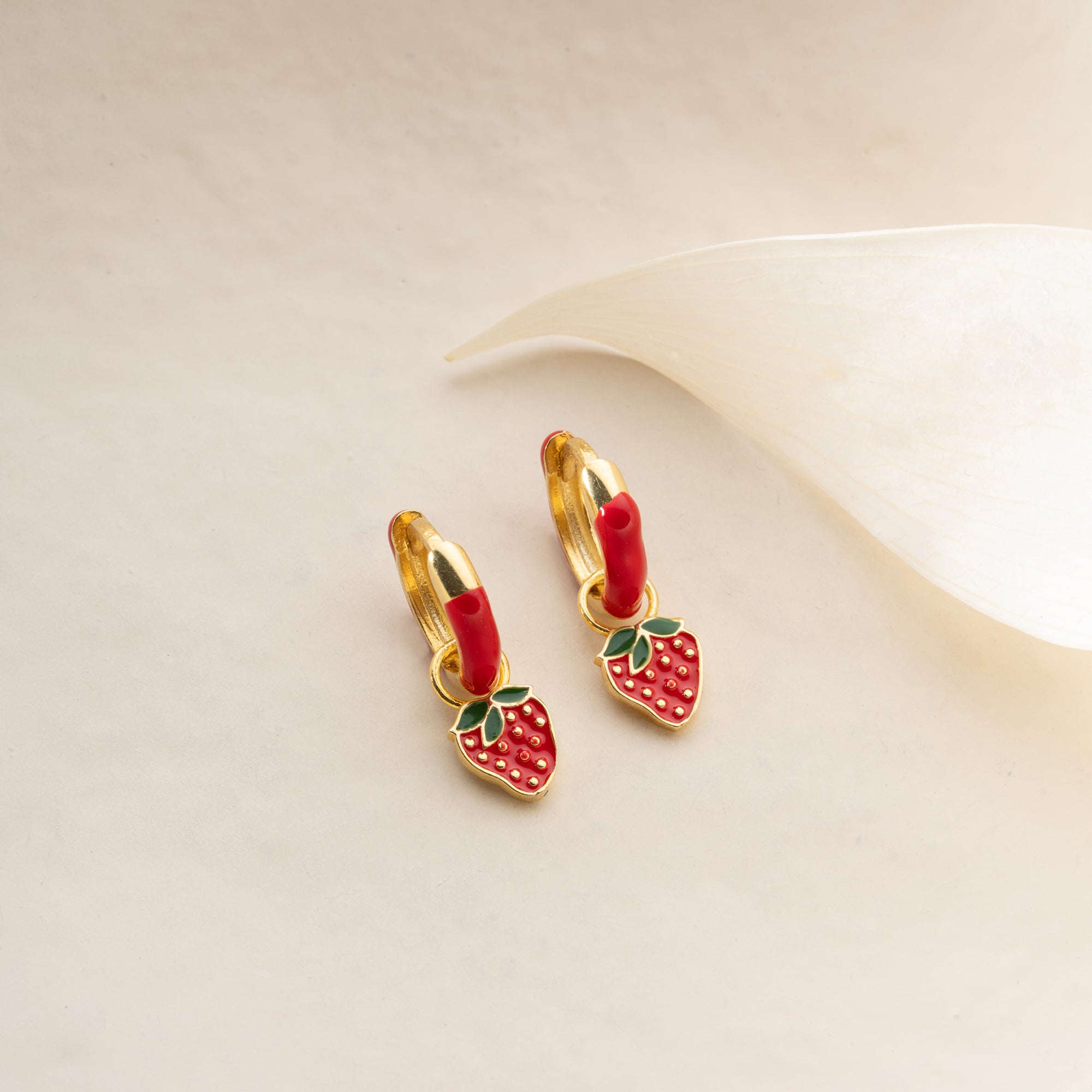 KINDER ERDBEEREN OHRRINGE| 925 SILBER