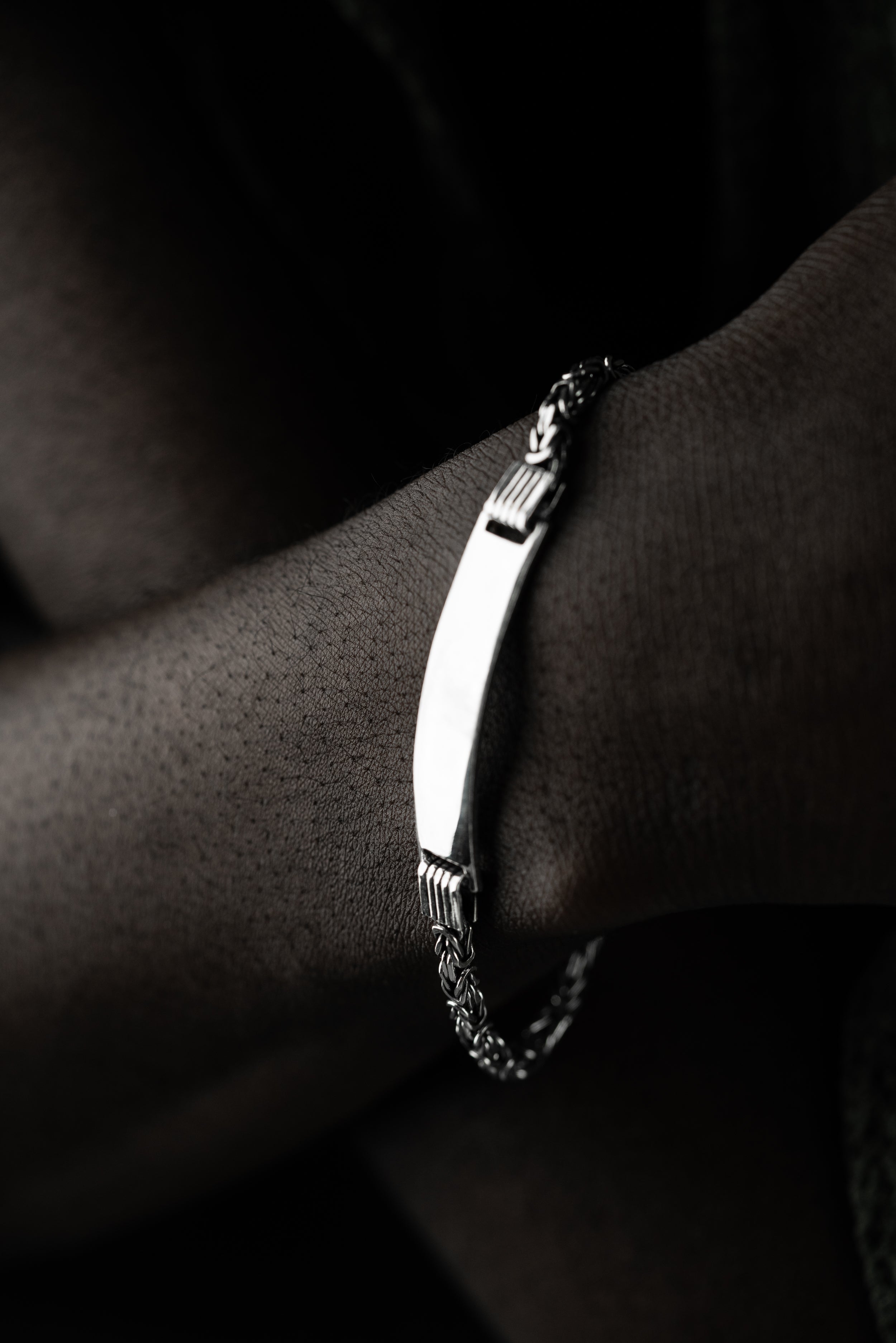 KÖNIGSARMBAND MIT GRAVUR | 925 SILBER.