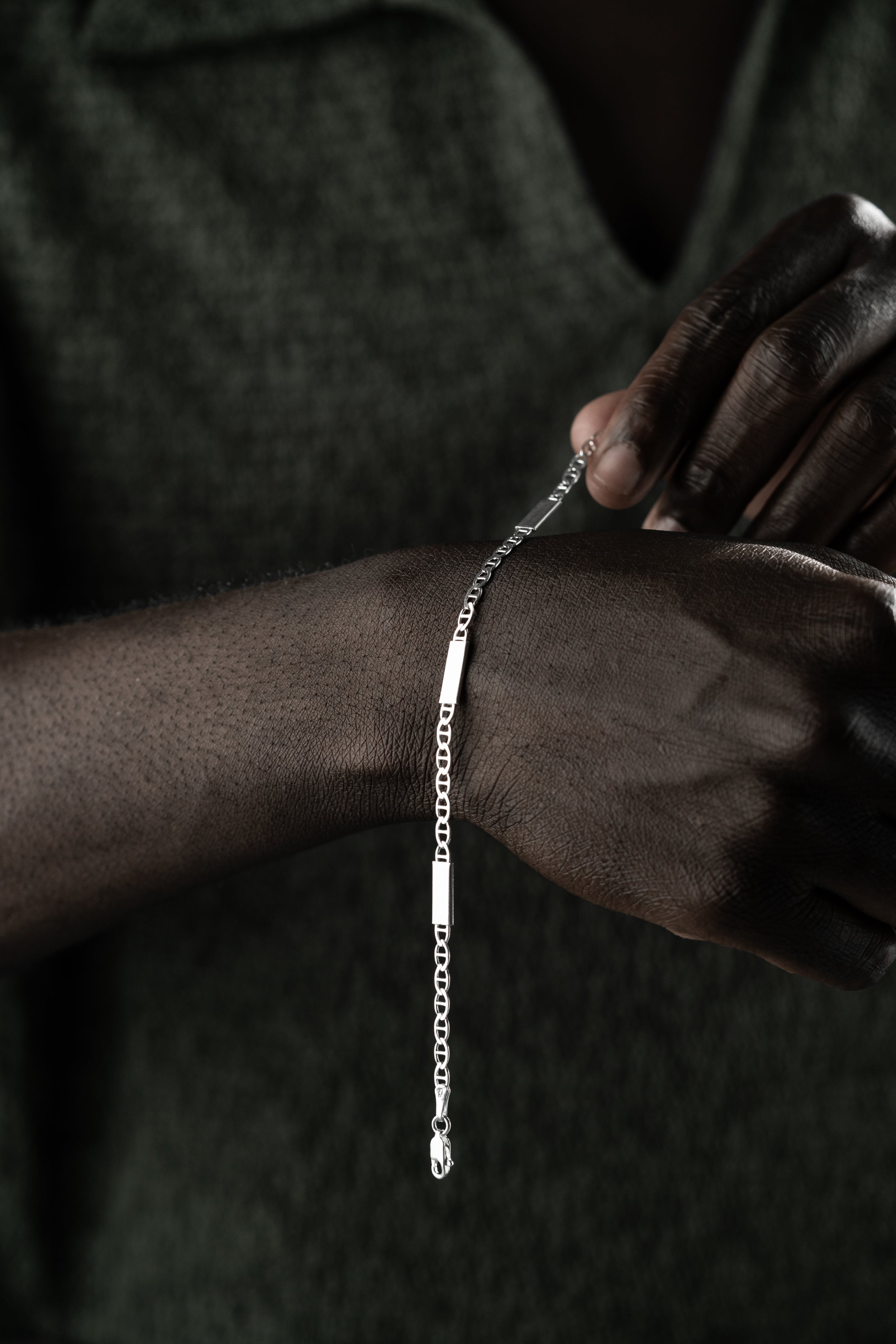 PLATTEN CUBAN LINK ARMBAND 4MM | 925 SILBER.