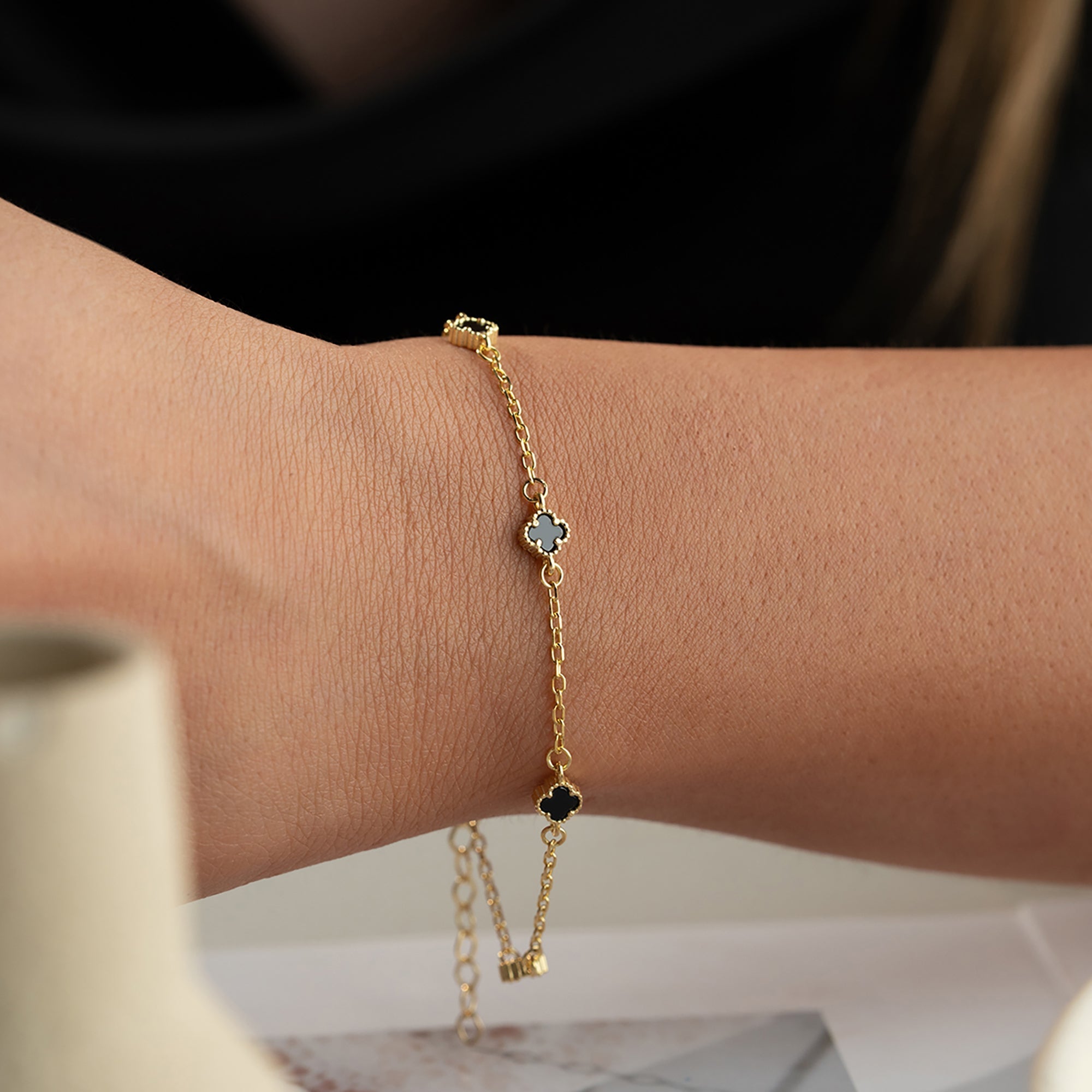 MINIMAL SCHWARZE KLEE ARMKETTE | 925 SILBER