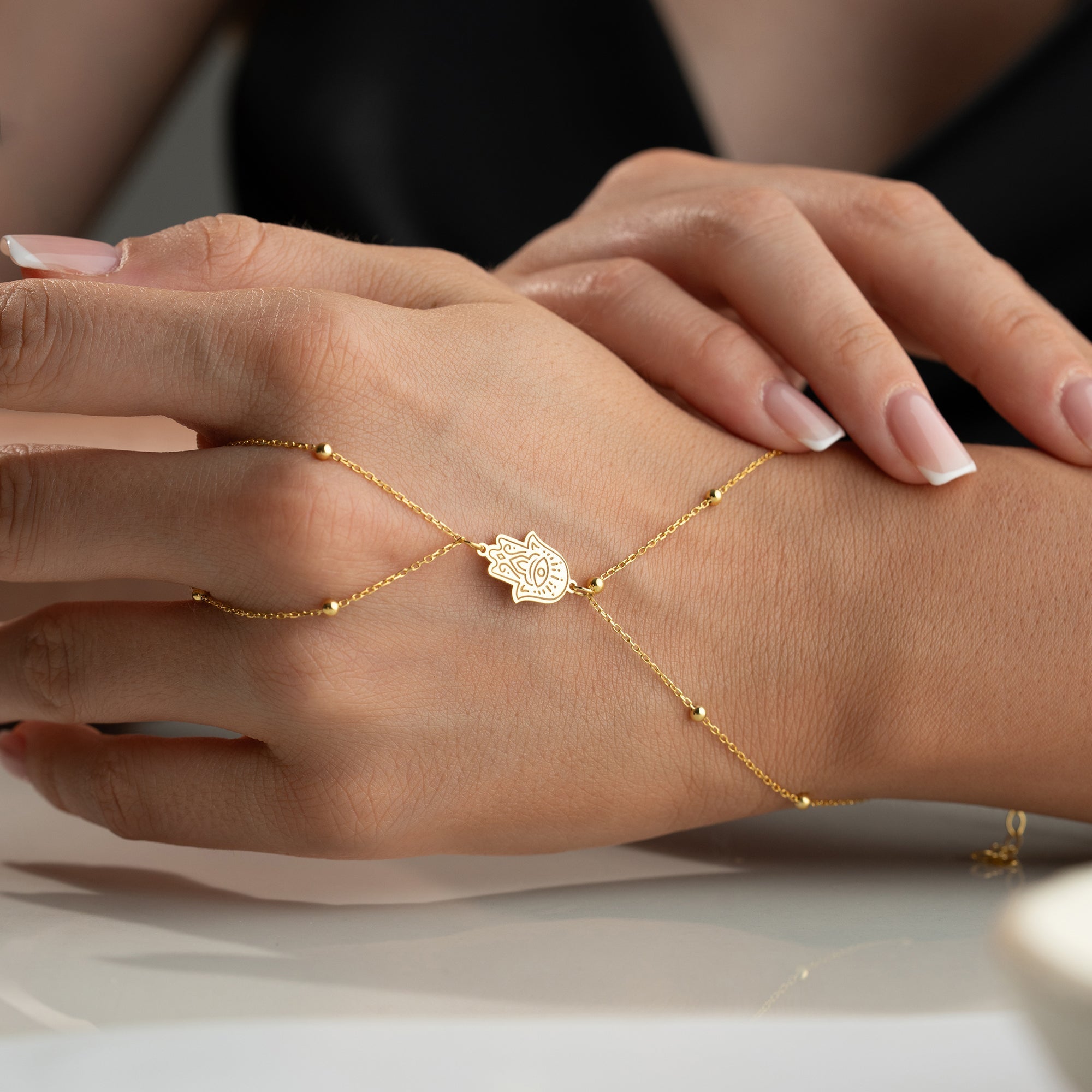 GEMUSTERTE FATIMAS HAND HANDKETTE | 925 SILBER