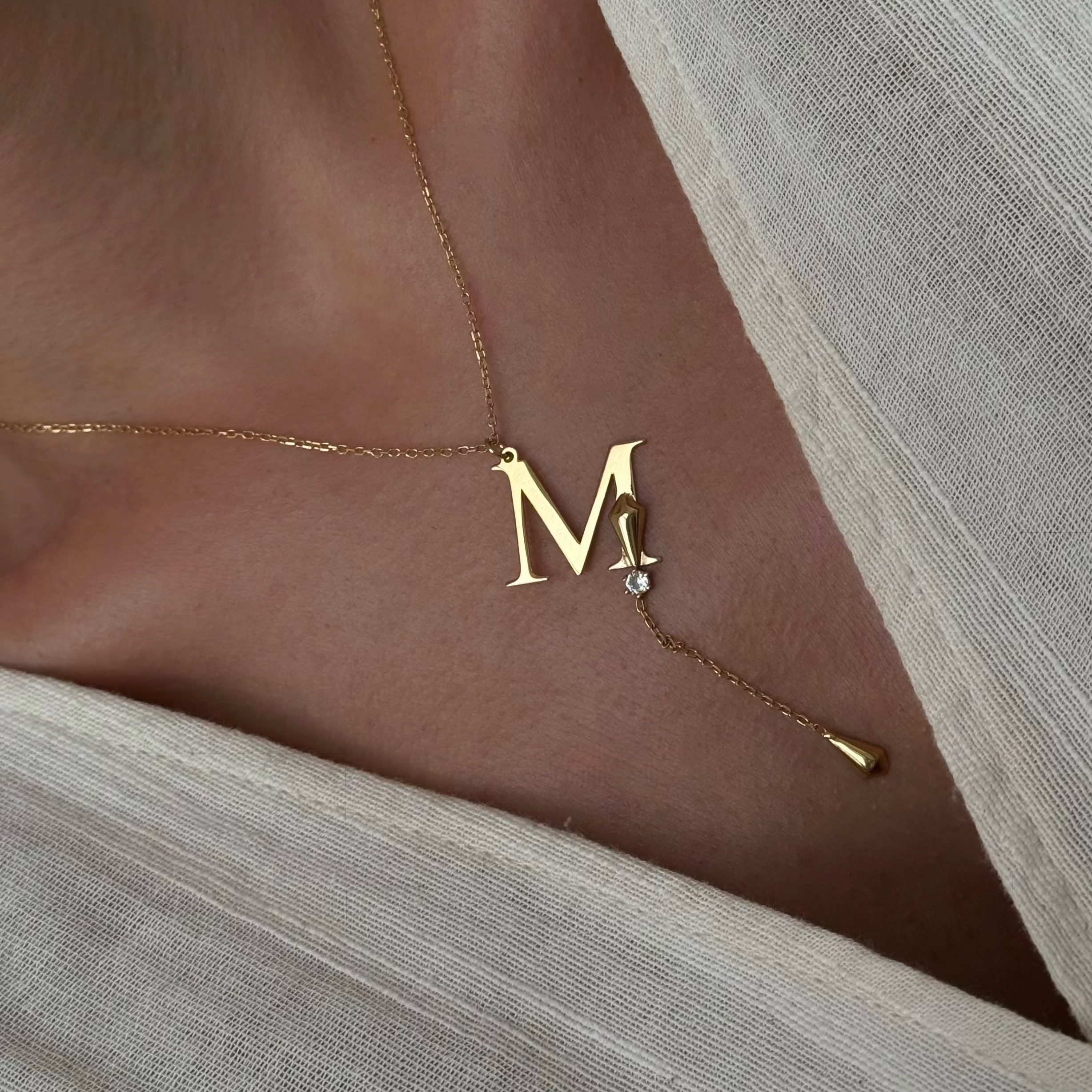 ALYA BUCHSTABEN HALSKETTE | 925 SILBER.