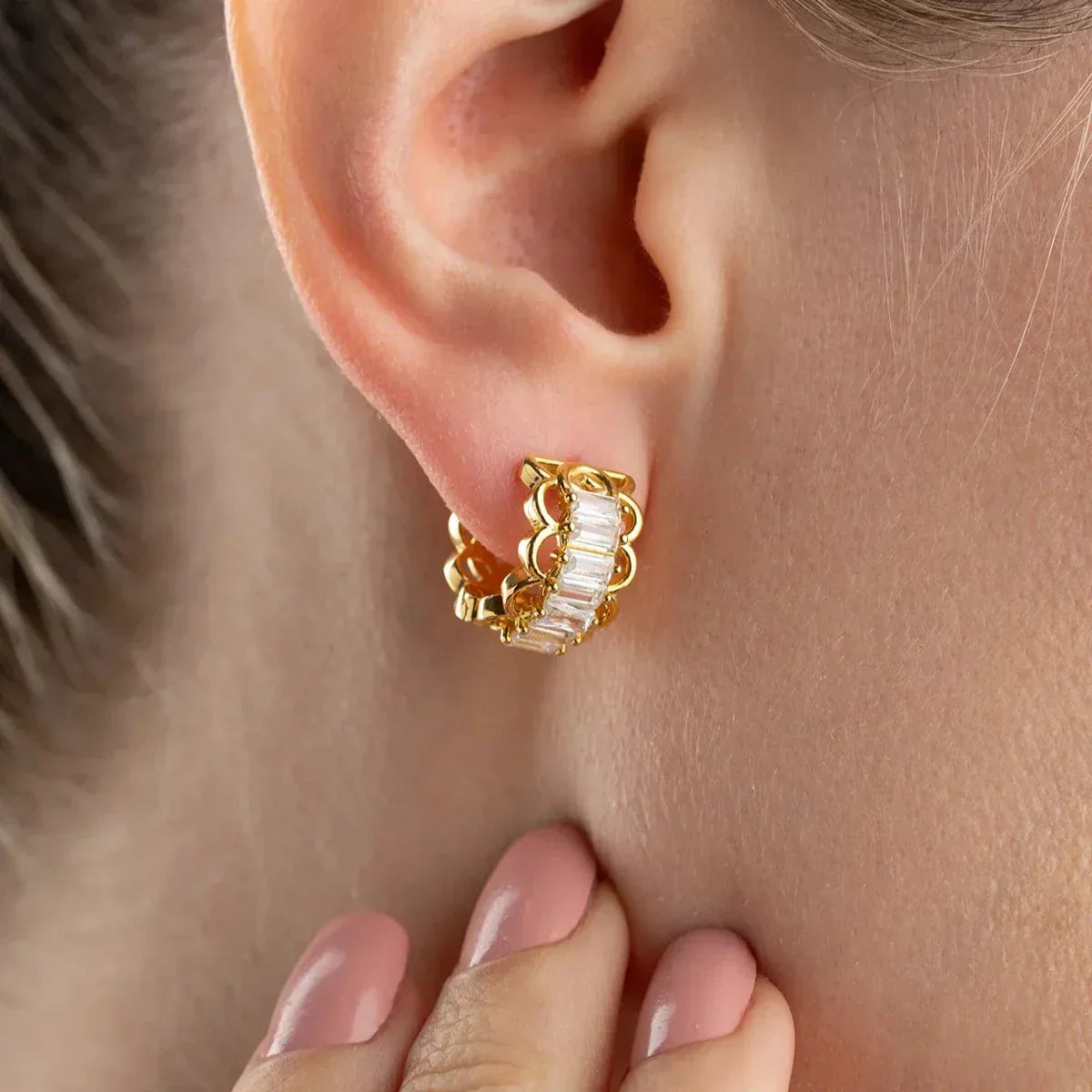 ELARIA WHITE BAGUETTE OHRRINGE | 925 SILBER