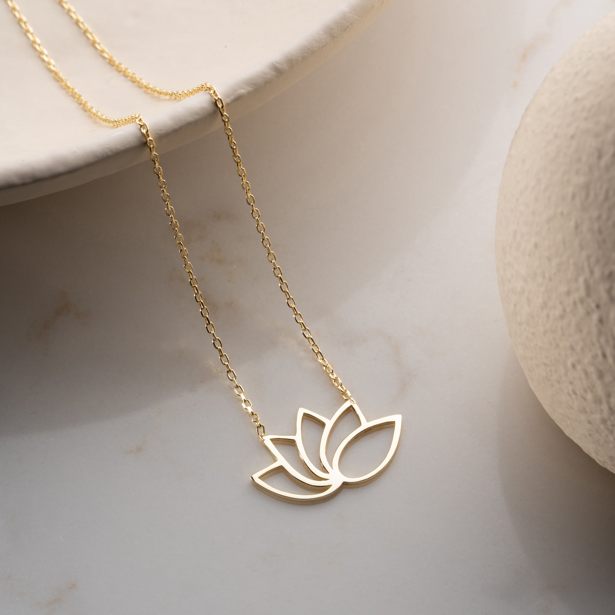 BASIC LOTUS HALSKETTE | 925 SILBER