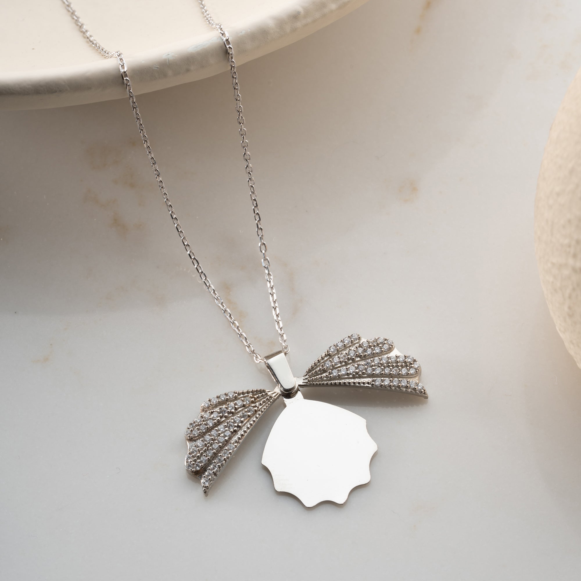 MUSCHEL-HALSKETTE MIT GRAVUR | 925 SILBER