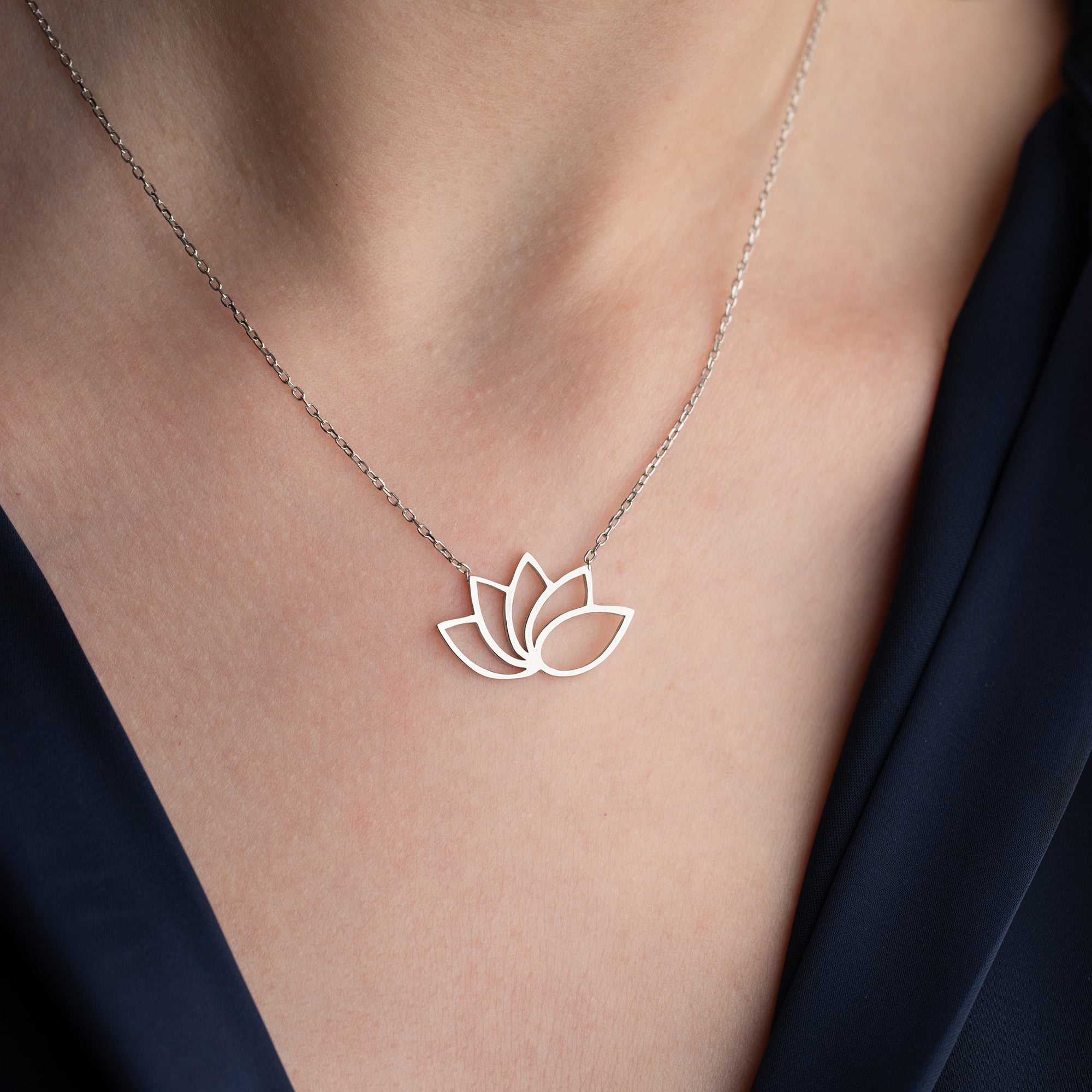 BASIC LOTUS HALSKETTE | 925 SILBER