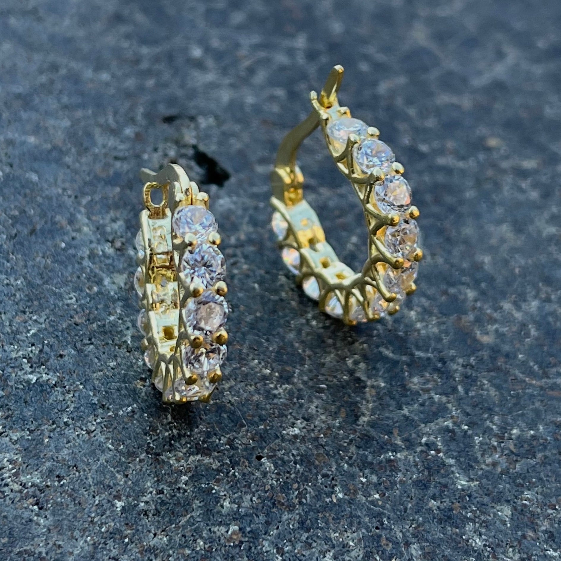 Gefüllt mit Steinen Ohrringe II (7139600695341)